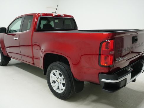 Used 2021 Chevrolet Colorado LT w/ LT Convenience Package image 5