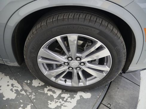 Used 2024 Cadillac XT6 Premium Luxury w/ Technology Package image 17