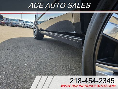Used 2017 Cadillac Escalade ESV Premium Luxury image 5