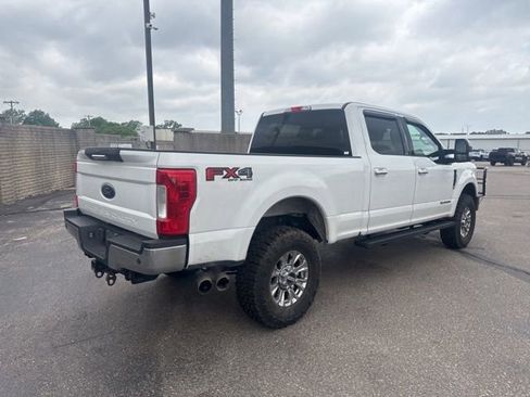 Used 2019 Ford F250 XLT w/ XLT Premium Package image 7