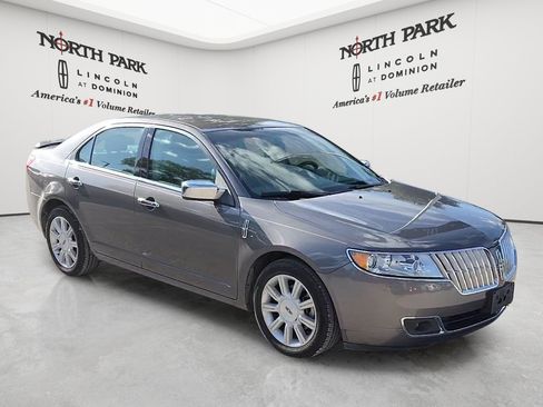Used 2012 Lincoln MKZ FWD image 7