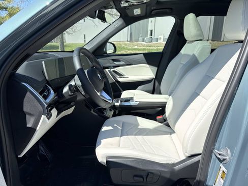 New 2026 BMW X1 xDrive28i w/ Technology Package AWD/4WD image 14