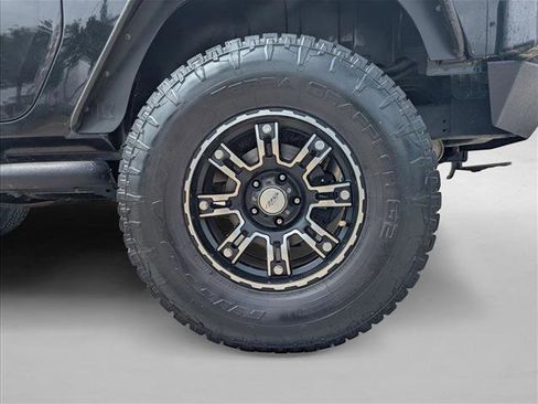 Used 2011 Jeep Wrangler Rubicon w/ PWR Convenience Group AWD/4WD image 19