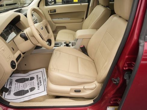 Used 2011 Ford Escape XLT w/ 203A Rapid Spec Order Code image 9