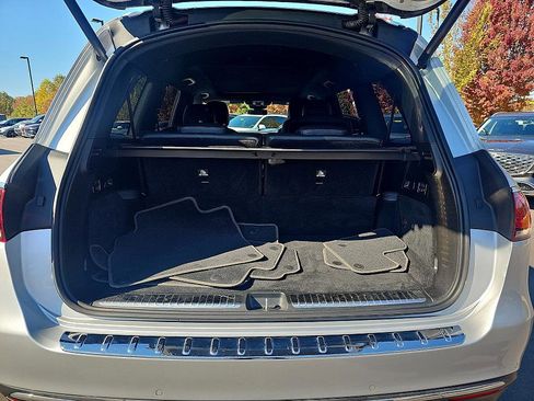 Used 2020 Mercedes-Benz GLS 450 4MATIC image 36