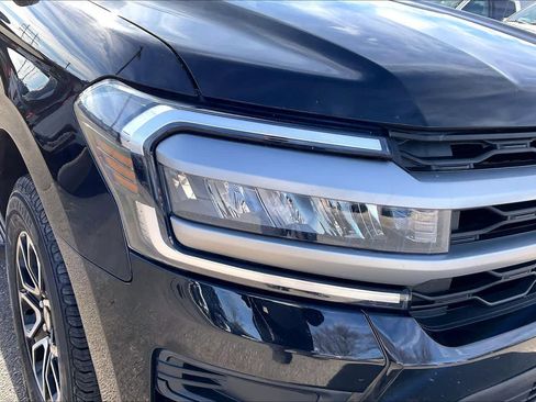 Used 2024 Ford Expedition Max XLT image 26