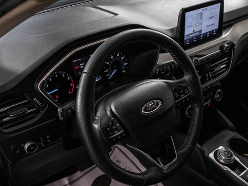 Used 2020 Ford Escape SEL FWD image 36