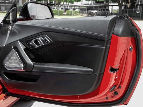 Used 2022 BMW Z4 M40i w/ Premium Package RWD image 41