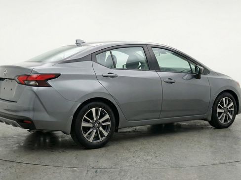 Used 2025 Nissan Versa SV FWD image 9