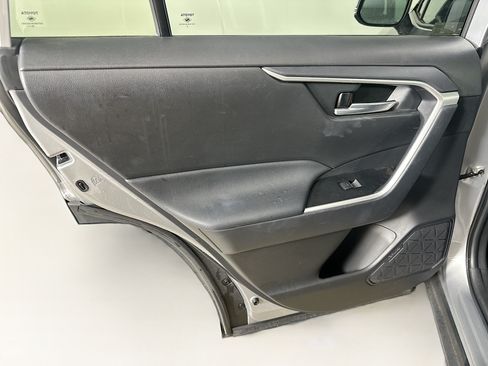 Used 2025 Toyota RAV4 XLE FWD image 26