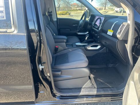 New 2026 Nissan Frontier SV image 13