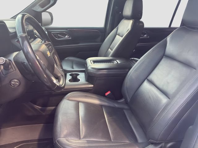 Used 2022 Chevrolet Suburban LT w/ Luxury Package AWD/4WD image 11