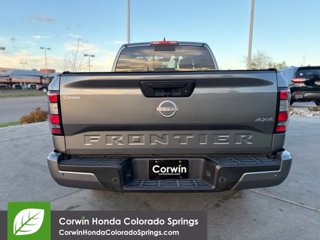 Used 2025 Nissan Frontier SV AWD/4WD image 8