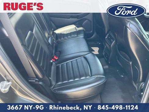 Used 2020 Ford Edge SEL w/ Convenience Package AWD/4WD image 12