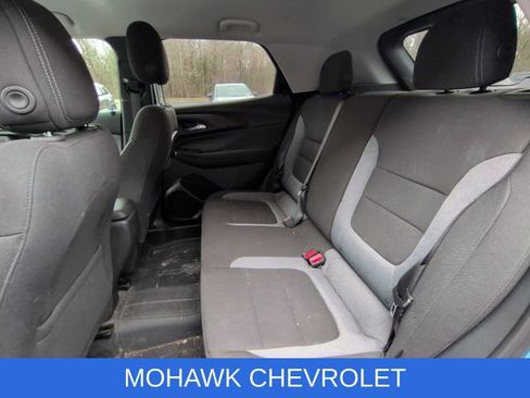 Used 2024 Chevrolet TrailBlazer LT w/ LT Cold Weather Package image 11
