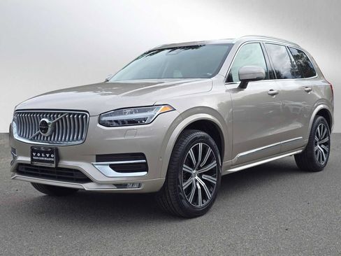 Used 2023 Volvo XC90 B6 Plus w/ Protection Package AWD/4WD image 8