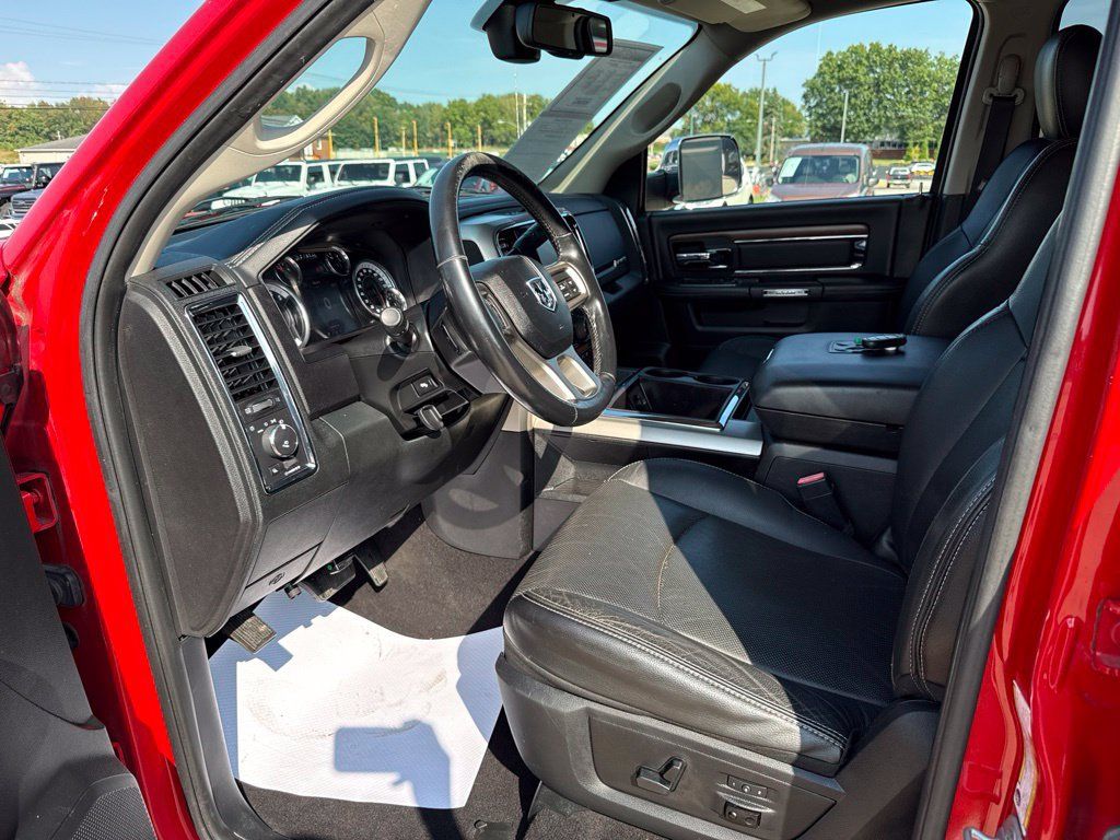 Used 2015 RAM 3500 Laramie AWD/4WD image 22