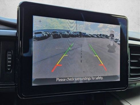 Used 2021 Ford Explorer XLT RWD image 13