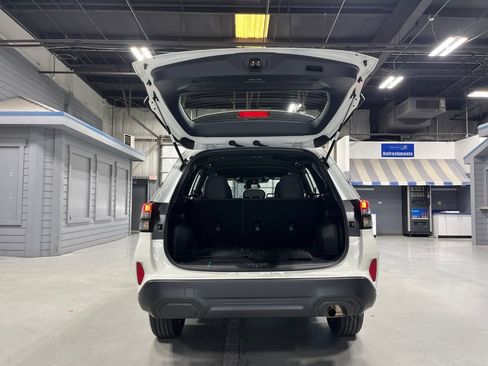 Used 2026 Subaru Forester AWD/4WD image 10