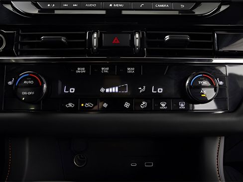 Used 2024 Nissan Pathfinder Rock Creek image 27