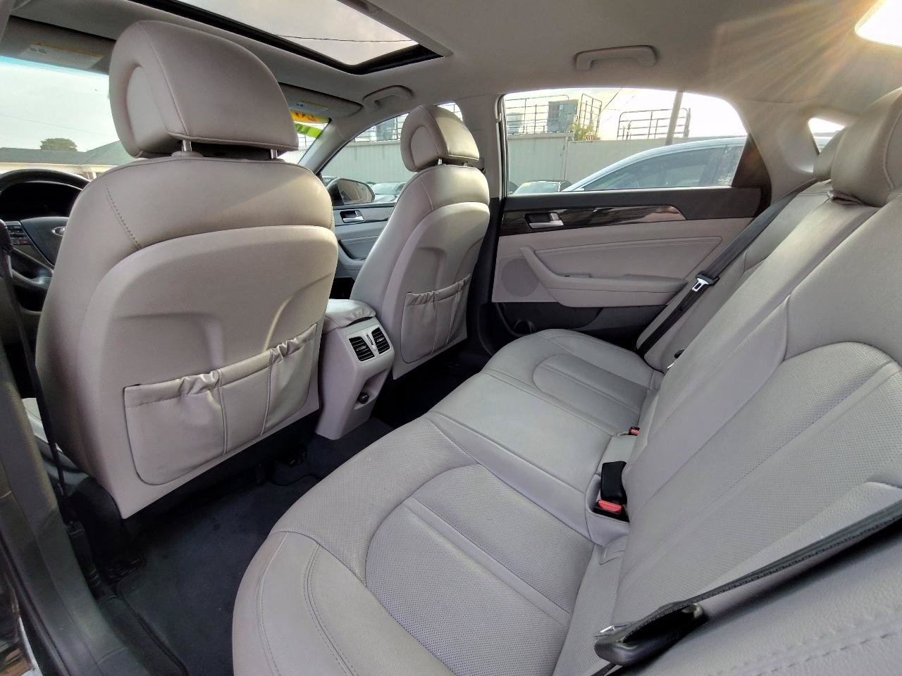 Used 2017 Hyundai Sonata Limited FWD image 32