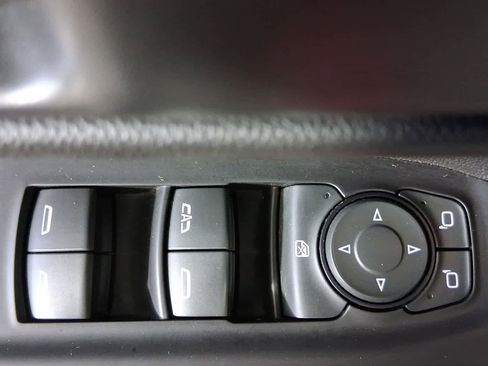 Used 2020 Chevrolet Silverado 1500 LT w/ All-Star Edition image 10