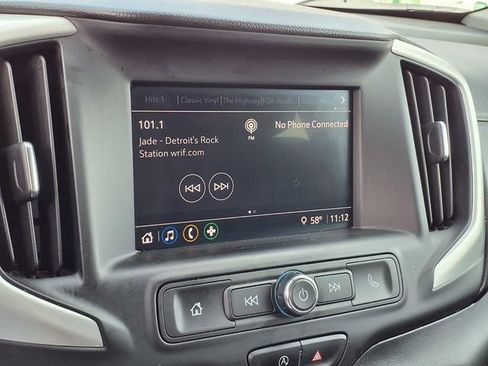 Used 2022 GMC Terrain SLE w/ Driver Convenience Package image 11