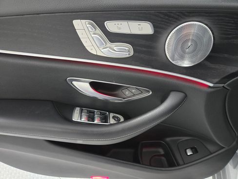Used 2017 Mercedes-Benz E 300 image 22