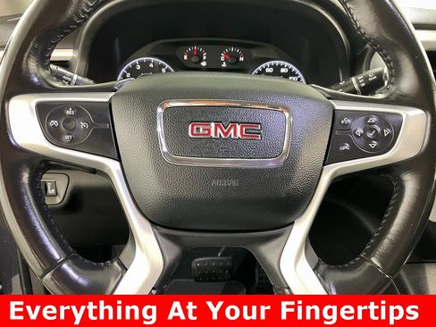 Used 2019 GMC Acadia SLE image 3
