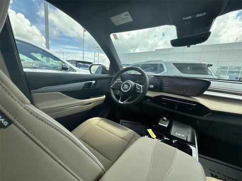 New 2026 Buick Enclave Preferred w/ Power Package image 15