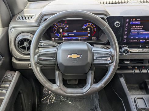 Used 2024 Chevrolet Colorado W/T RWD image 13