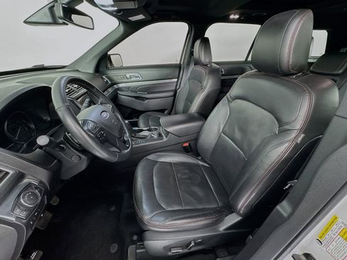 Used 2018 Ford Explorer Sport w/ Equipment Group 401A image 21