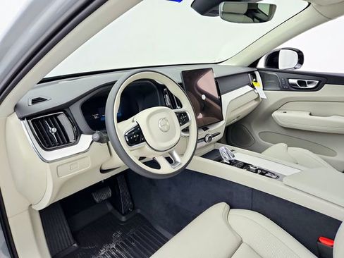New 2026 Volvo XC60 B5 Ultra w/ Protection Package Premier image 20