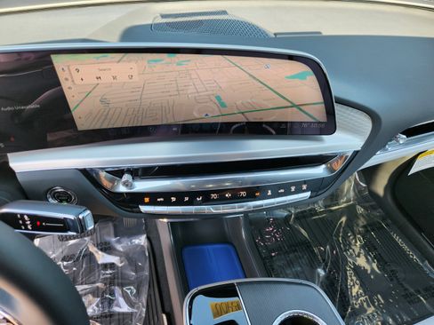 New 2025 Cadillac Lyriq Sport RWD image 25