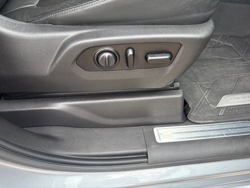 Used 2020 Chevrolet Silverado 1500 LTZ w/ LTZ Plus Package image 22