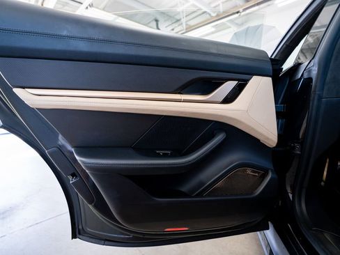 Used 2020 Porsche Taycan Turbo image 46