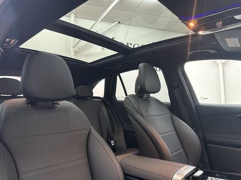 Used 2026 Mercedes-Benz GLC 300 GLC 300 image 28