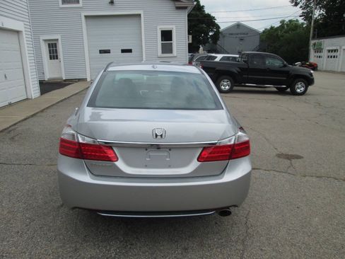 Used 2014 Honda Accord EX-L image 9