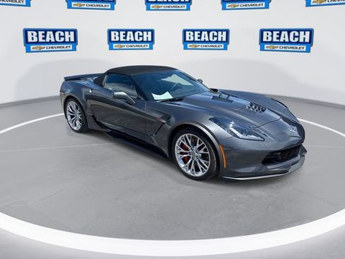 Used 2017 Chevrolet Corvette Z06 RWD image 2
