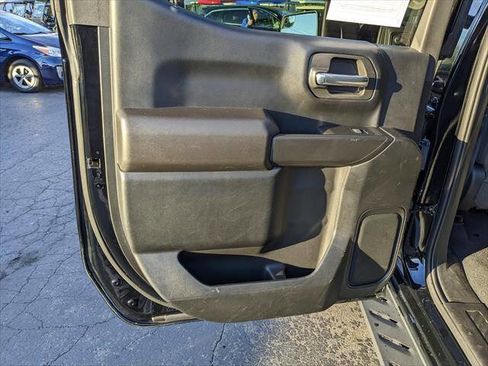 Used 2022 Chevrolet Silverado 1500 Custom AWD/4WD image 14