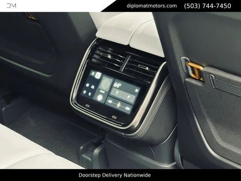 Used 2022 Rivian R1T Adventure AWD/4WD image 21