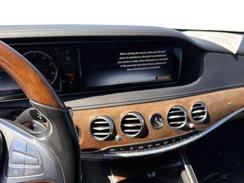 Used 2016 Mercedes-Benz S 550 Sedan image 12