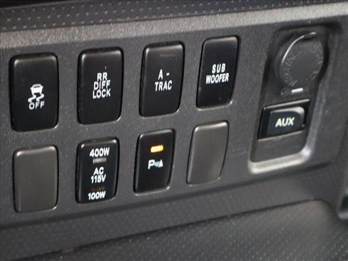Used 2010 Toyota FJ Cruiser 4WD image 19