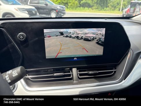 Used 2026 Chevrolet Trax LT FWD image 23