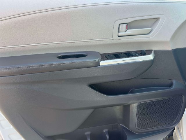 Used 2022 Toyota Sienna LE FWD image 18