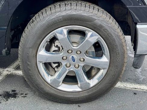 Used 2022 Ford F150 Lariat image 32