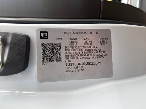 Used 2021 Chevrolet Corvette Stingray Premium Conv w/ Z51 Performance Package image 28