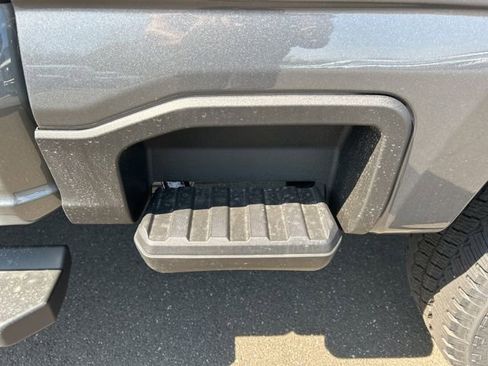 New 2026 Ford F350 Lariat w/ Chrome Package image 5