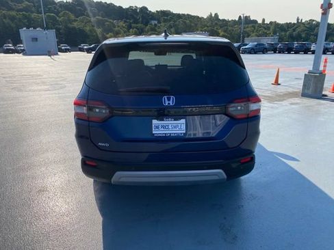 Certified 2025 Honda Pilot EX-L image 11