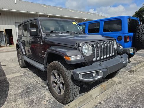 Used 2018 Jeep Wrangler Unlimited Sahara AWD/4WD image 1